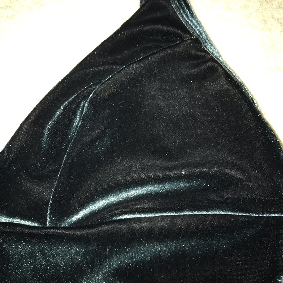 🤩PINK Victoria Secret Velvet Green Bra - Picture 3 of 4